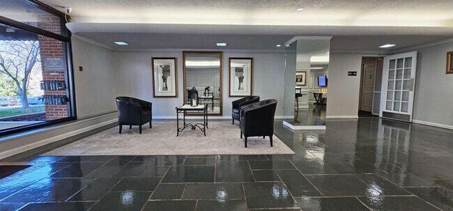 Building Photo - 2965 Pharr Ct S Northwest