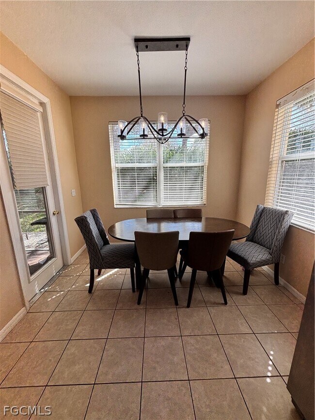 Building Photo - 17533 Holly Oak Ave