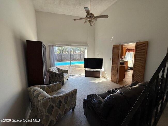 Building Photo - 1153 Belaire Dr