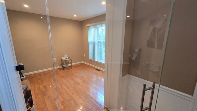 Building Photo - 1 Lenape Ln