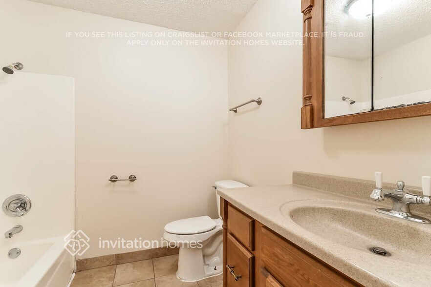 Building Photo - 2511 Peaceful Valley Dr