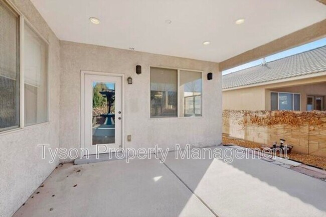 Building Photo - 8523 Waterford Pl NE