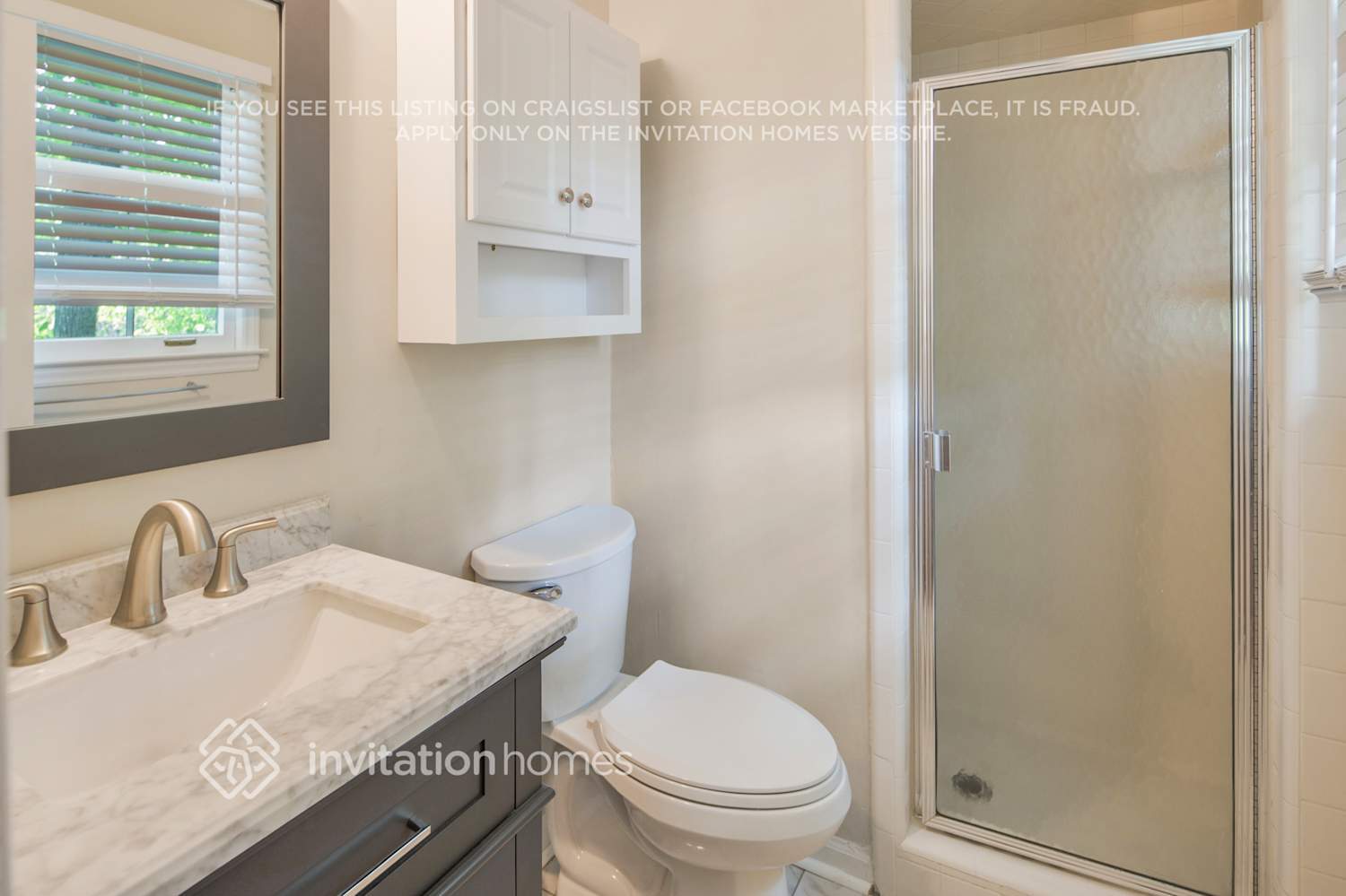 Building Photo - 929 Eaglewood Ave