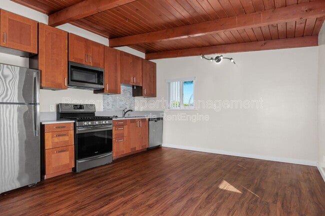 Building Photo - 3492 Garfield St