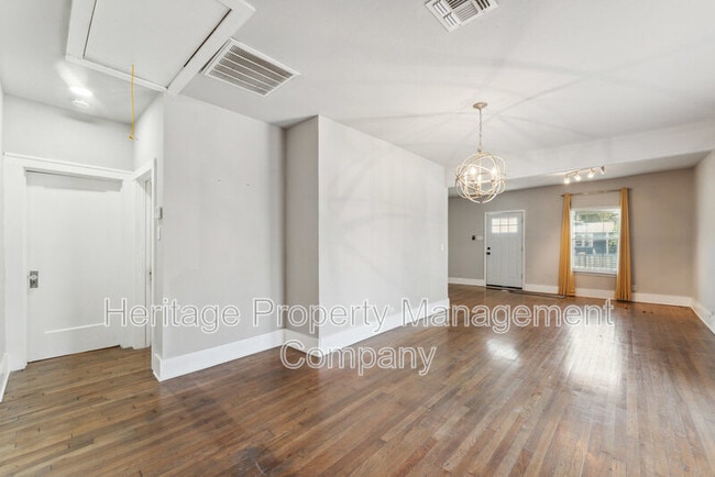 Building Photo - 1031 Schley Ave