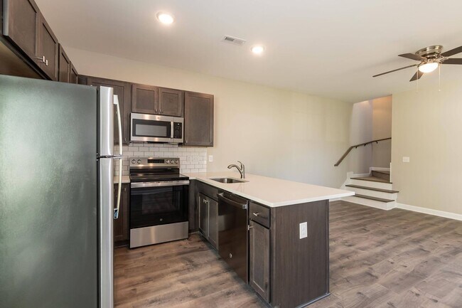 Building Photo - Brand NEW Three Bedroom Home!