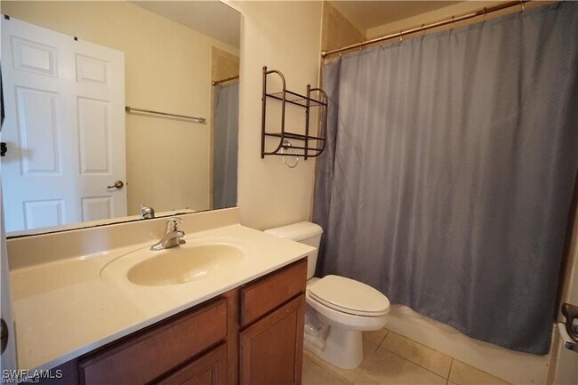 Building Photo - 9774 Roundstone Cir