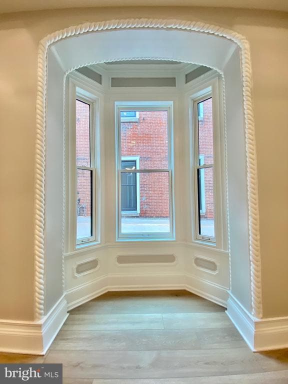 Building Photo - 1824 Chestnut St