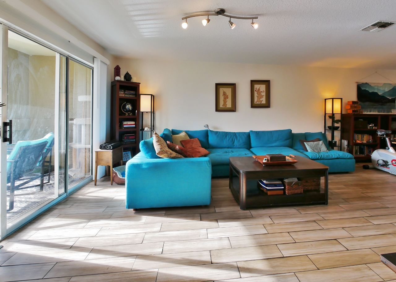 Lots of Natural Light - 19 Arbor Club Dr