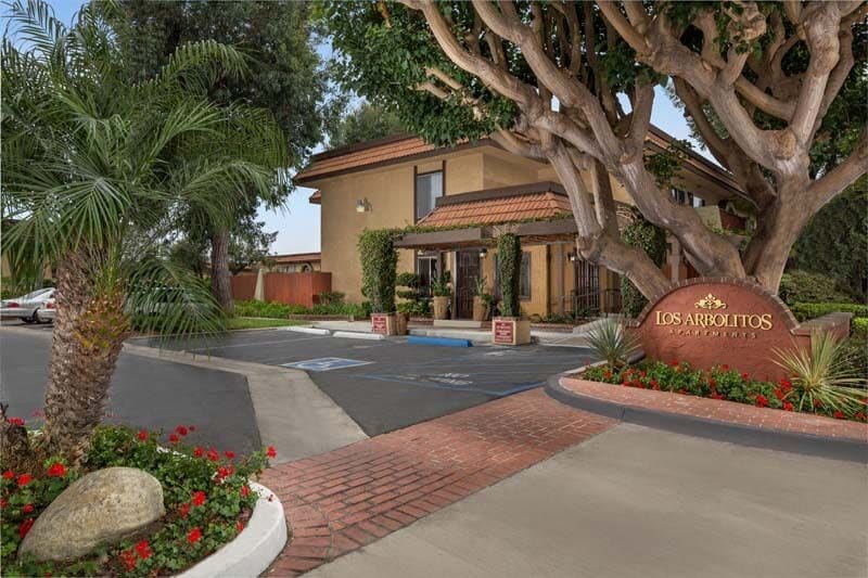 Primary Photo - Los Arbolitos Huntington Beach Apartments