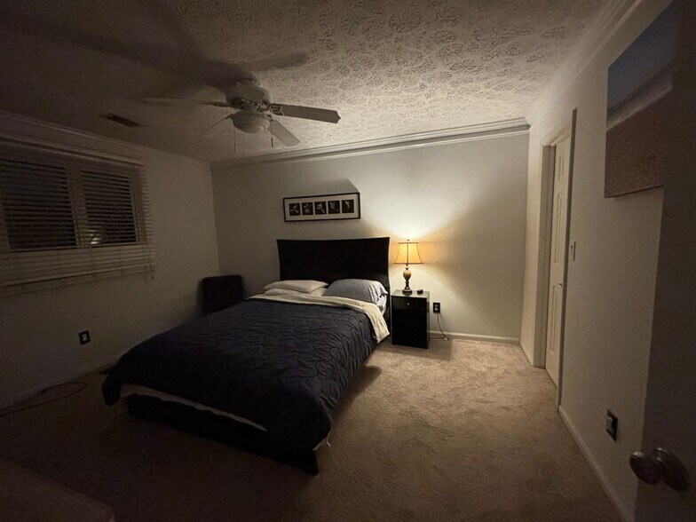 Primary Photo - 1007 Blackbeard Dr