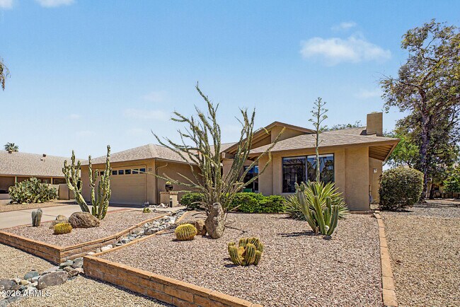Building Photo - 9625 W Taro Ln