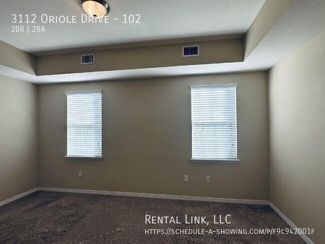 Building Photo - 3112 Oriole Dr