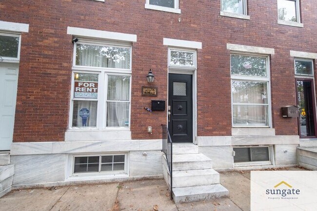 Building Photo - 442 N Linwood Ave