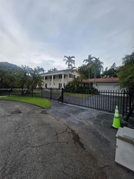 Building Photo - 7240 SW 119th St