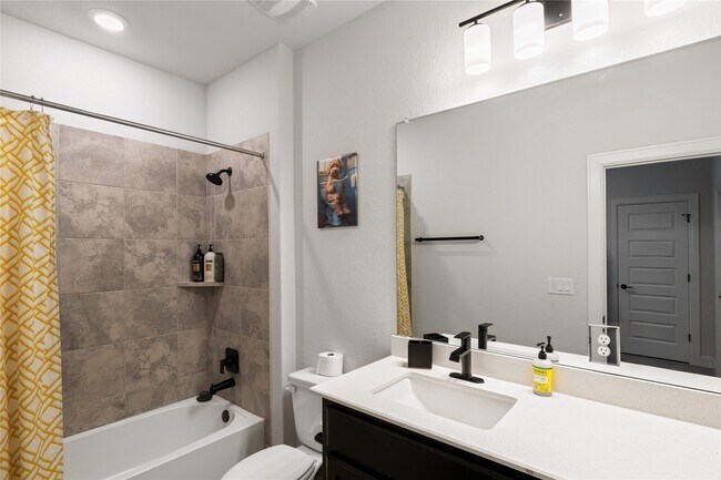 Building Photo - 4504 Cool Gray Cv