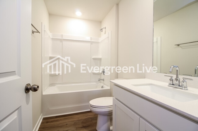 Building Photo - now