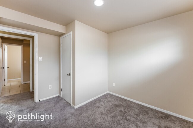 Building Photo - 4111 Palmer Park Blvd, Colorado Springs, C...