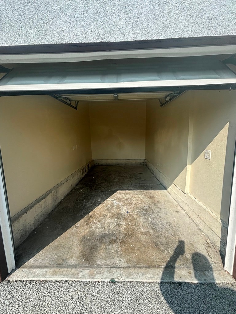 Building Photo - 337 E 104th St