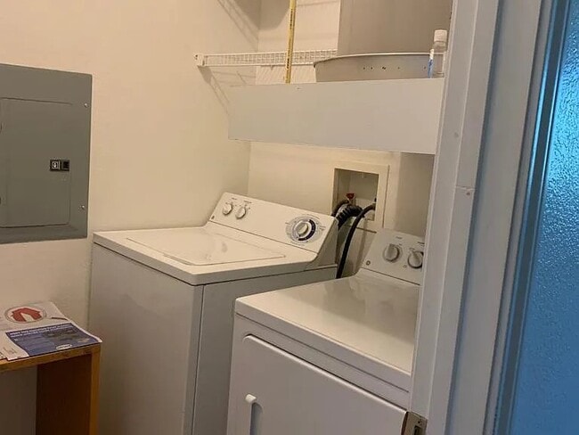 Building Photo - 13560 Technology Dr