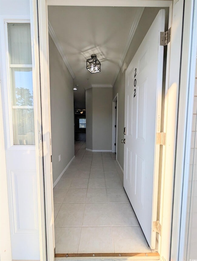 Building Photo - 822 Sail Ln