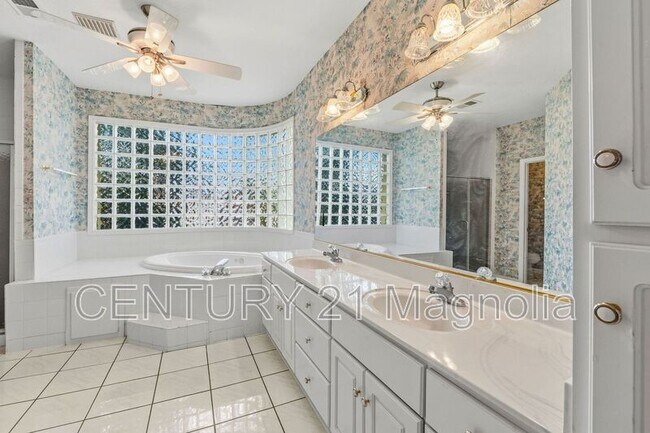 Building Photo - 790 Prairie Ln