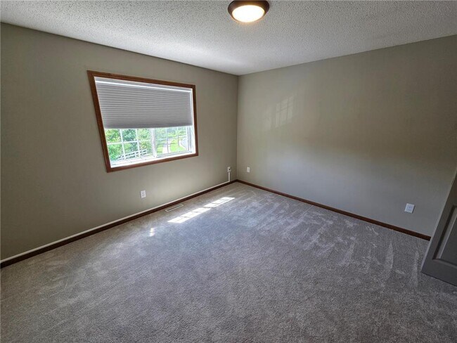 Building Photo - 18442 Lafayette Way
