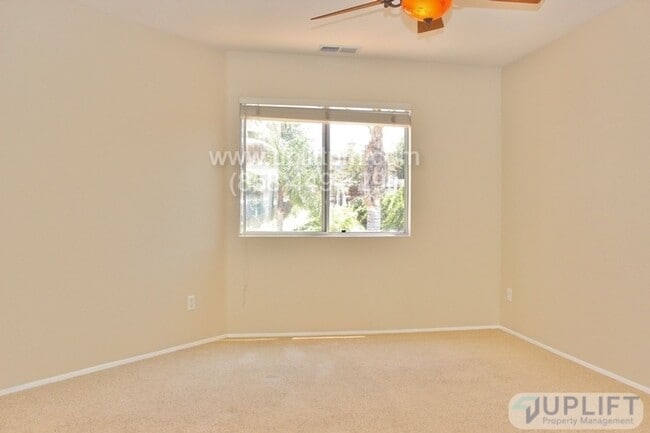 Building Photo - 3 Bed, 2.5 Bath Condo in Cornerstone Scrip...