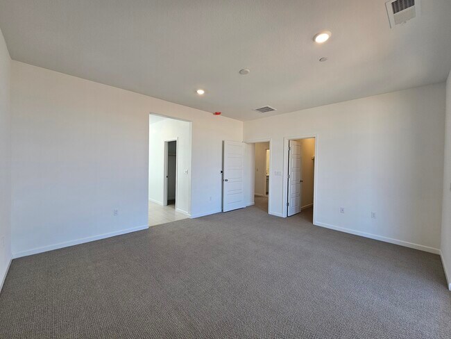 Building Photo - 7430 Chadbourne Wy