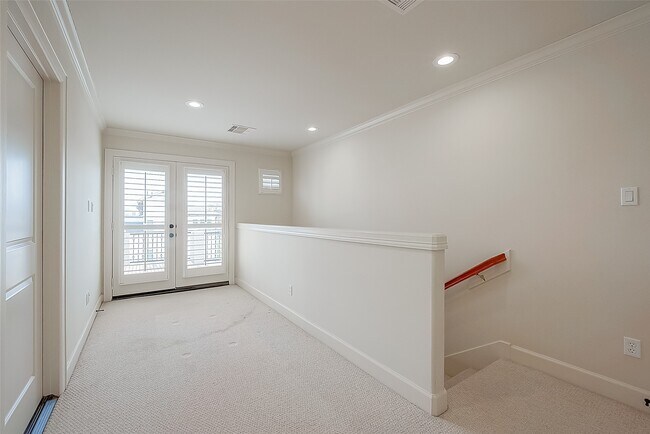 Building Photo - 1804 Haddon St