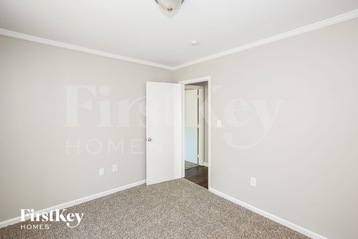 Building Photo - 12300 Danby Rd