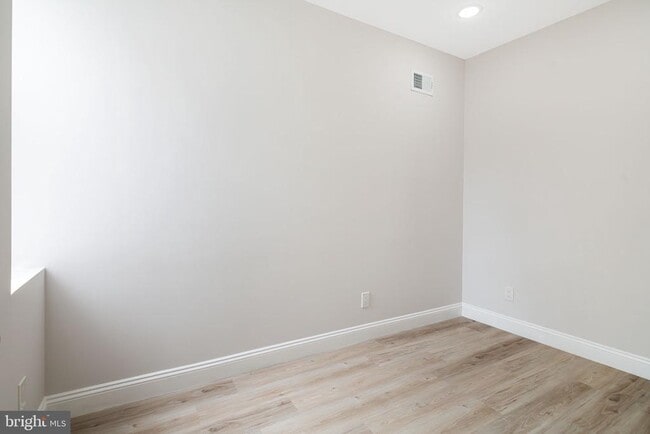 Building Photo - 4828 Paschall Ave