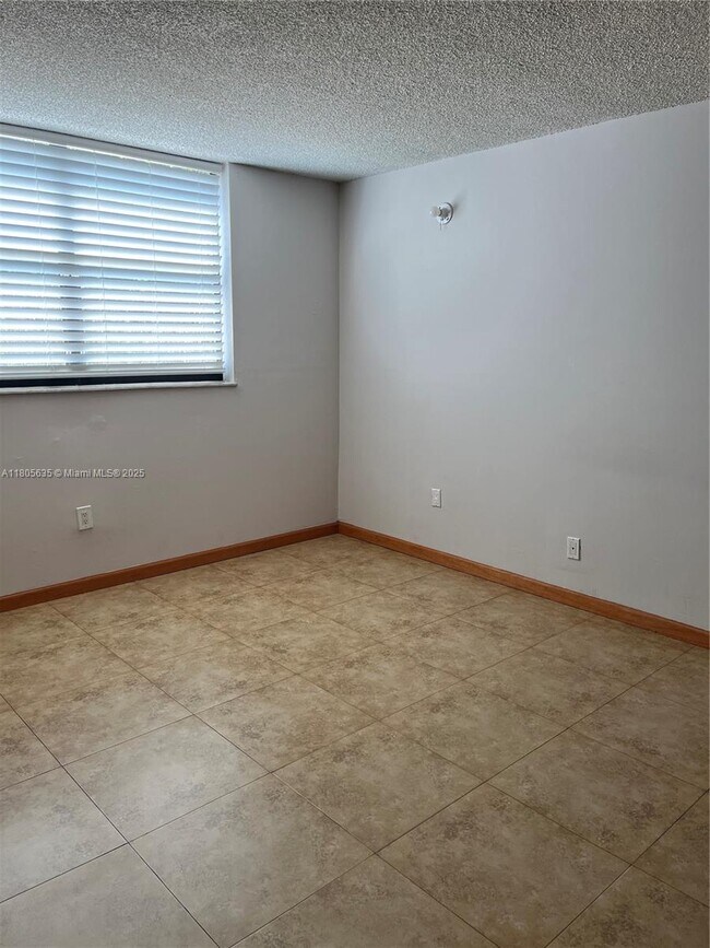 Building Photo - 8004 SW 149th Ave