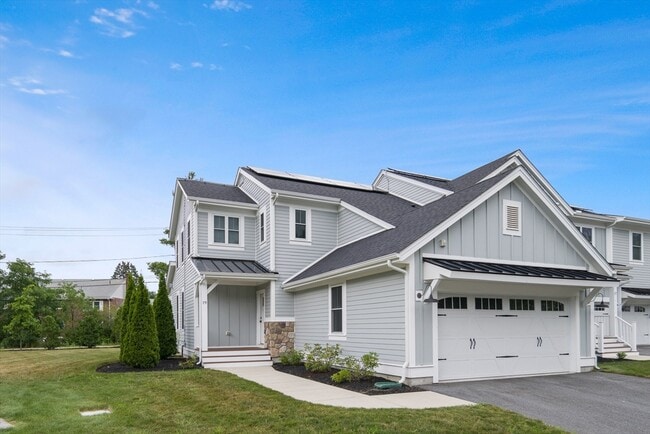 Building Photo - 19 Lily Pond Ln