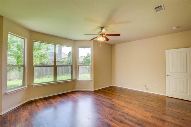 Building Photo - 1109 Central Village Dr