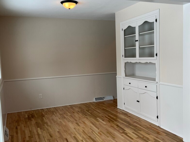 Dining Room with built-in hutch - 835 Maple St NE