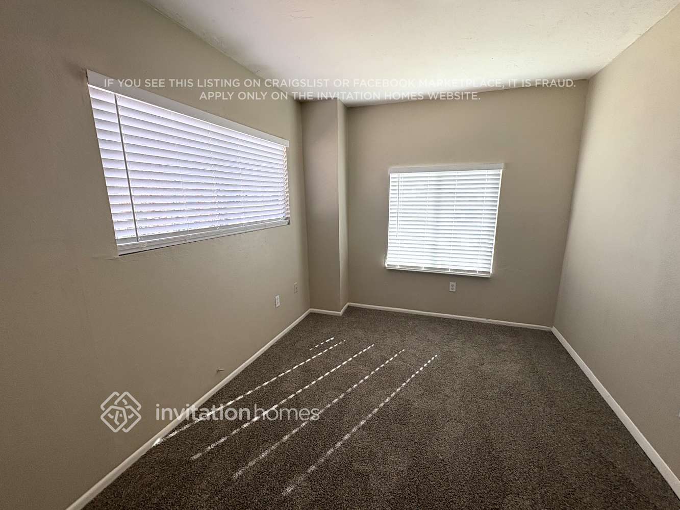 Building Photo - 5256 W Cholla St