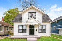 Building Photo - 909 E Bowman St