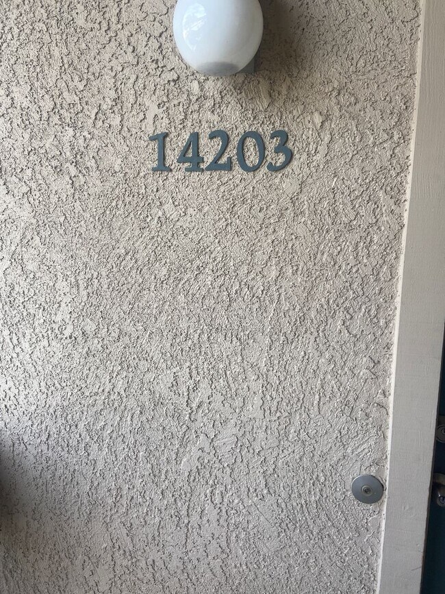 Building Photo - PlayersClub101-14203