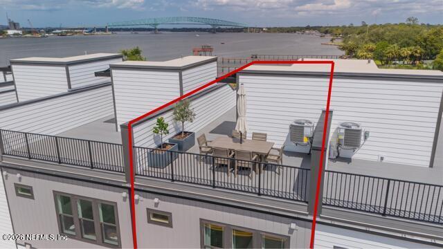 Building Photo - 2044 Prudential Dr