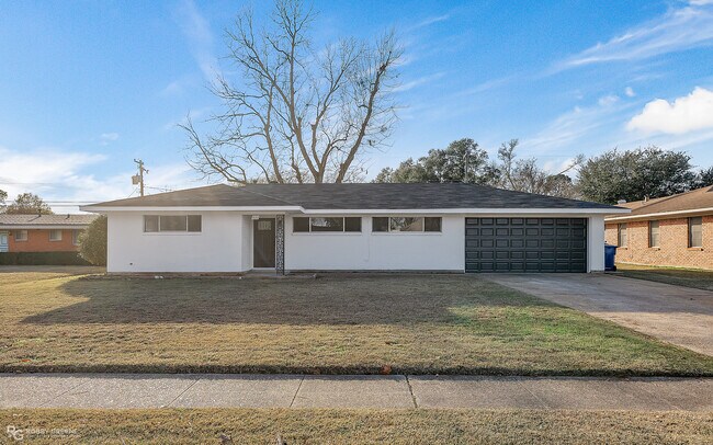 Building Photo - 1522 Captain Shreve Dr