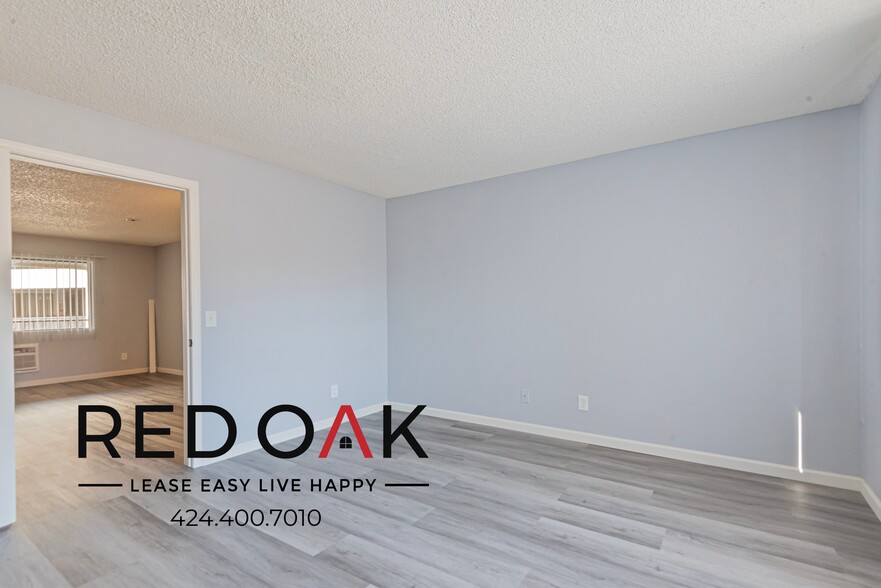 Building Photo - 2448 N Eastern Ave