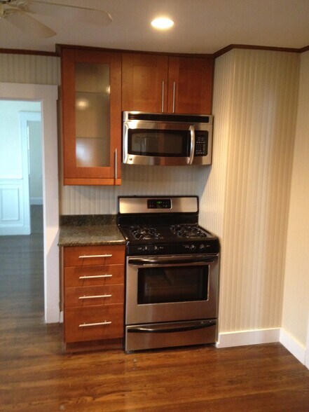 Building Photo - 59 Olney St