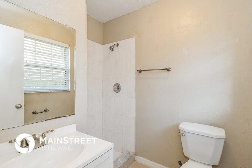 Building Photo - 10655 Tulsa Rd