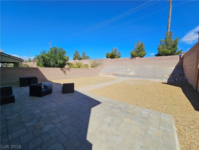 Building Photo - 8058 Minots Ledge Ave