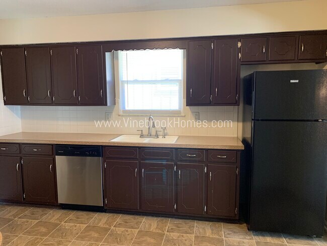 Building Photo - 1113 SW 18 St