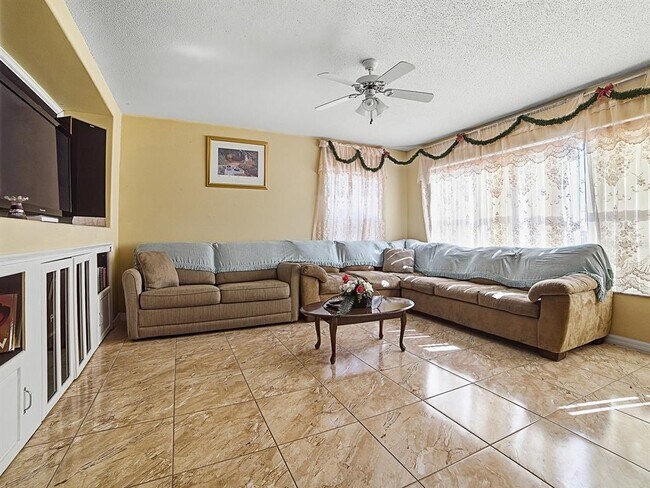 Building Photo - 4547 Ashtubula Ct