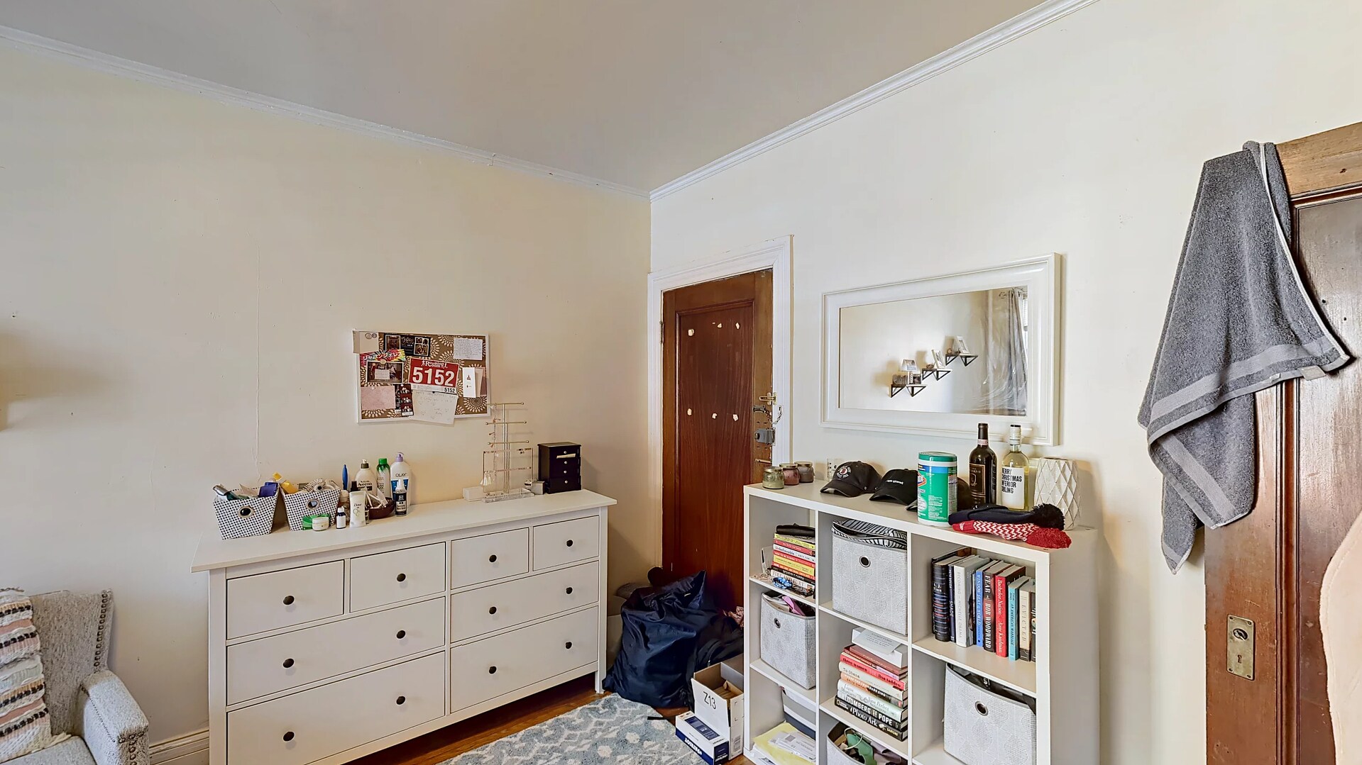 Building Photo - 16 Glenville Ave