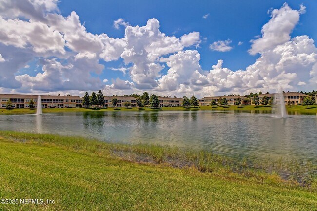 Building Photo - 6609 Spring Flower Ct