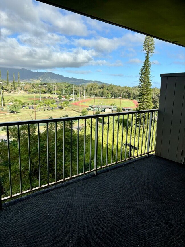 Building Photo - For Rent | Spacious Studio with 1 assigned parking stall located at Kemo'o By The Lake